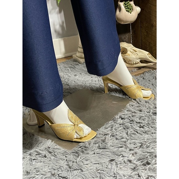 Vintage Open Toe Embellished Heel - Picture 2 of 9